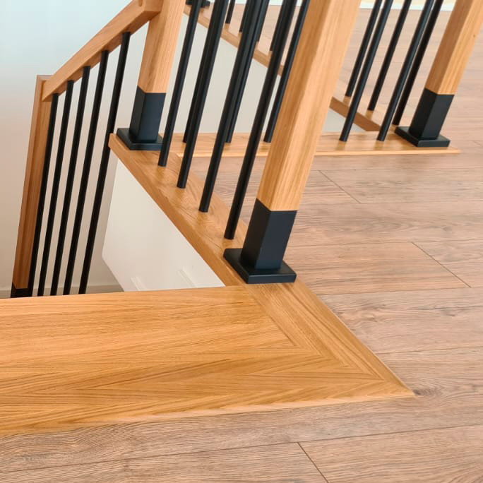 rozeta-slupa-drewnianego-kwadrat Rozeta do drewna